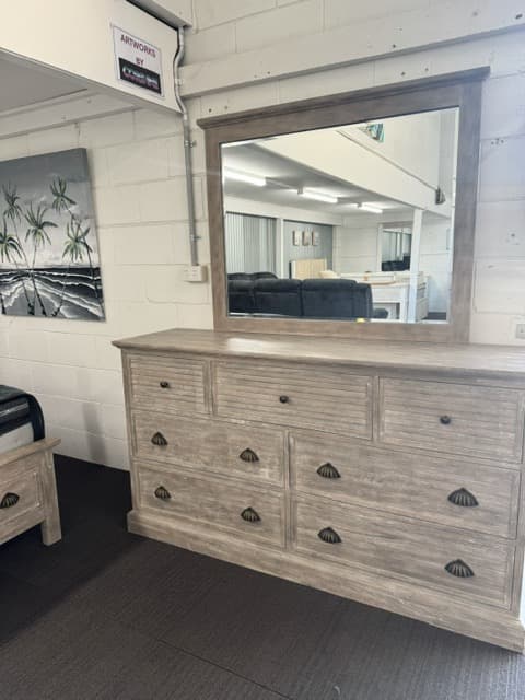 Seabreeze Dresser